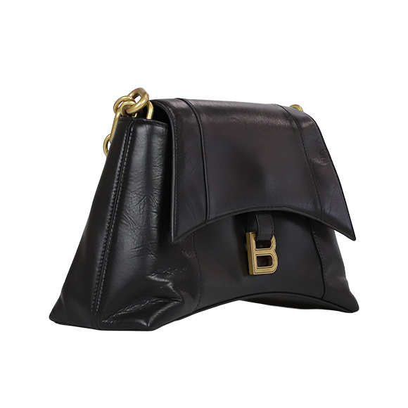 BALENCIAGA（バレンシアガ）ダウンタウン
