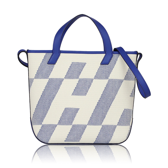 HERMES アンビエPM 28&nbsp;x24&nbsp;x9cm(幅&nbsp;x 高さ&nbsp;x マチ)