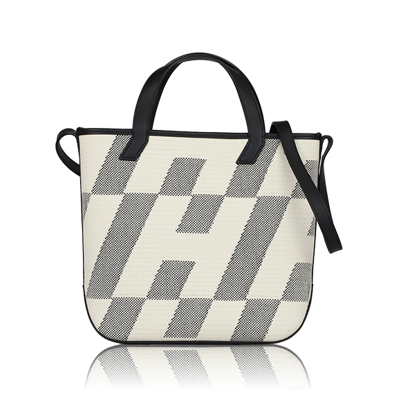 HERMES アンビエPM 28&nbsp;x24&nbsp;x9cm(幅&nbsp;x 高さ&nbsp;x マチ)