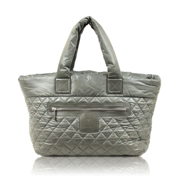 CHANEL ココ・コクーン 36&nbsp;x27&nbsp;x17cm(幅&nbsp;x 高さ&nbsp;x マチ)