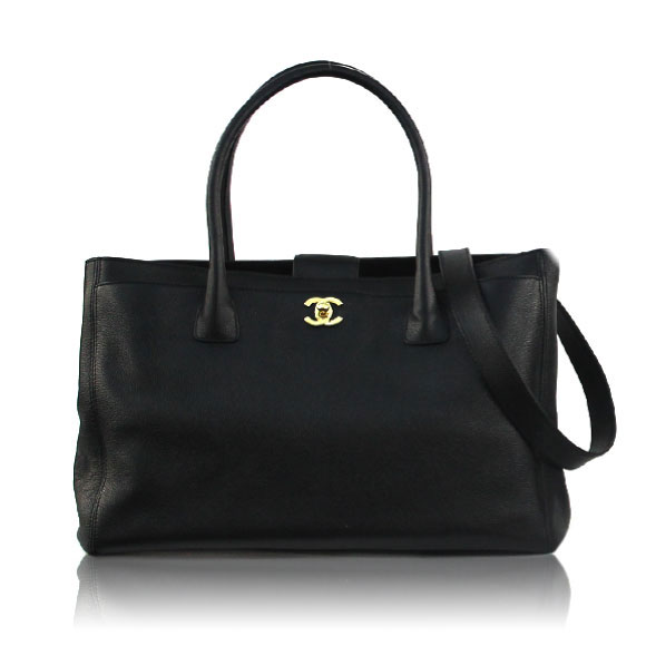 CHANEL エグゼクティブトート 35 x23 x14cm(幅 x 高さ x マチ)