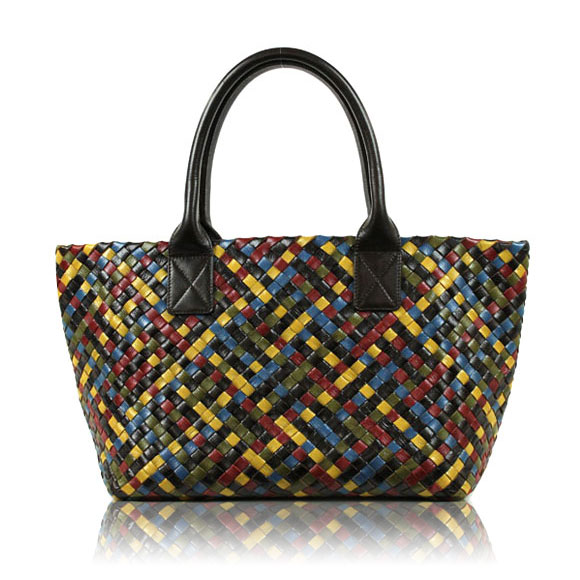 BOTTEGA VENETA イントレチャート 