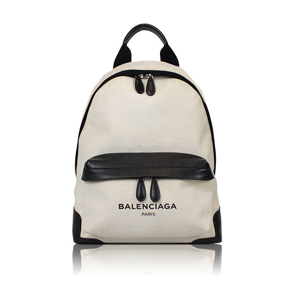 BALENCIAGA(バレンシアガ)ネイビーバックパック | 商品詳細 | 【公式】ラクサス [ブランドバッグレンタル・シェアリングサービス]