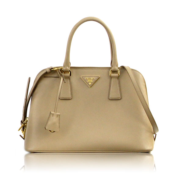 PRADA サフィアーノ 31&nbsp;x21&nbsp;x13cm(幅&nbsp;x 高さ&nbsp;x マチ)