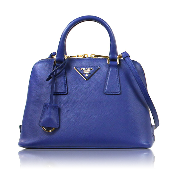 PRADA サフィアーノ 25 x17 x11cm(幅 x 高さ x マチ)