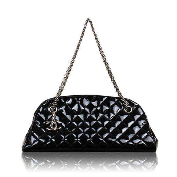 CHANEL チェーンショルダーバッグ 33 x15 x15cm(幅 x 高さ x マチ)