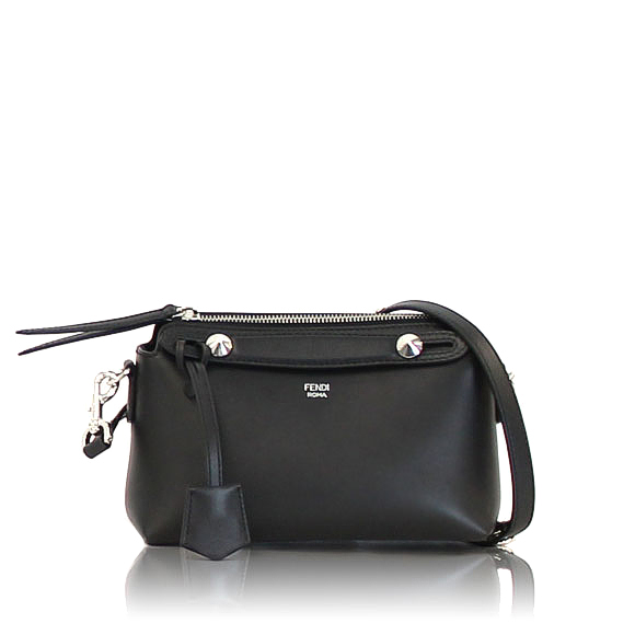 FENDI バイザウェイスモール 19&nbsp;x12&nbsp;x9cm(幅&nbsp;x 高さ&nbsp;x マチ)