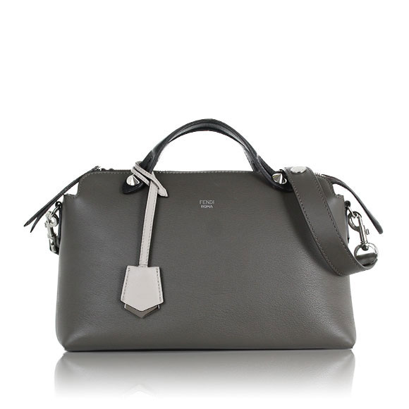 FENDI バイザウェイミディアム 27&nbsp;x18&nbsp;x12cm(幅&nbsp;x 高さ&nbsp;x マチ)