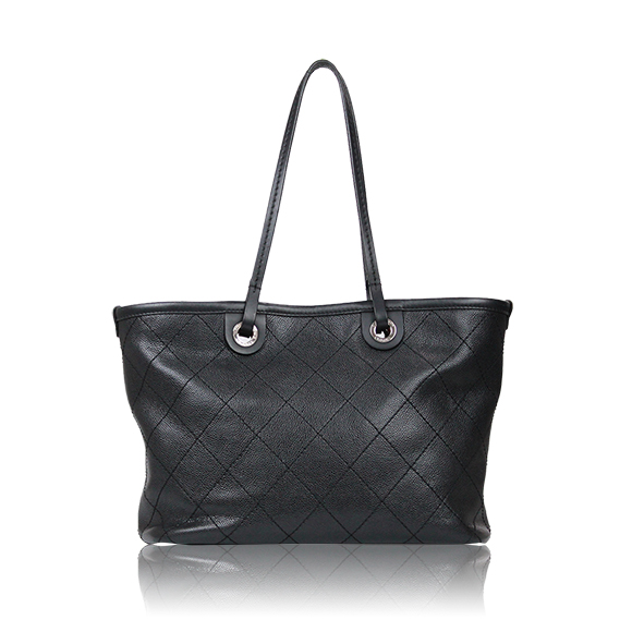 CHANEL オンザロード 32&nbsp;x25&nbsp;x14cm(幅&nbsp;x 高さ&nbsp;x マチ)