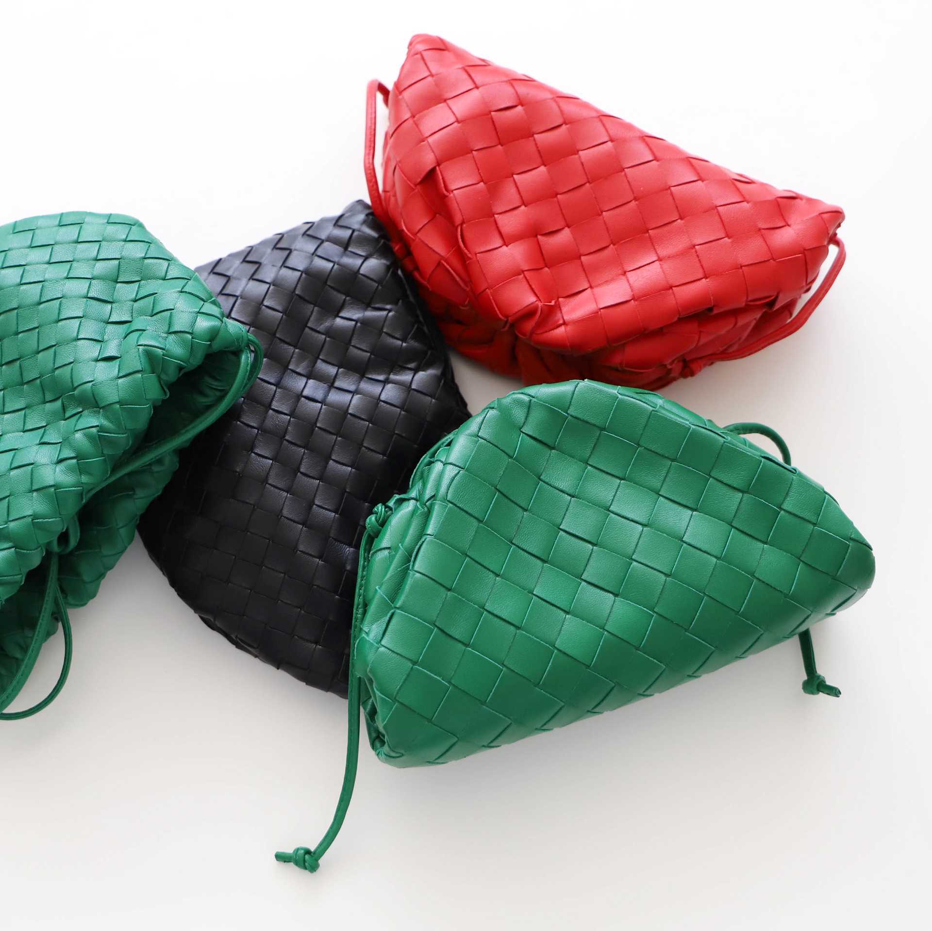 【最新版】BOTTEGA VENETA（ボッテガ・ヴェネタ）人気バッグ10選！