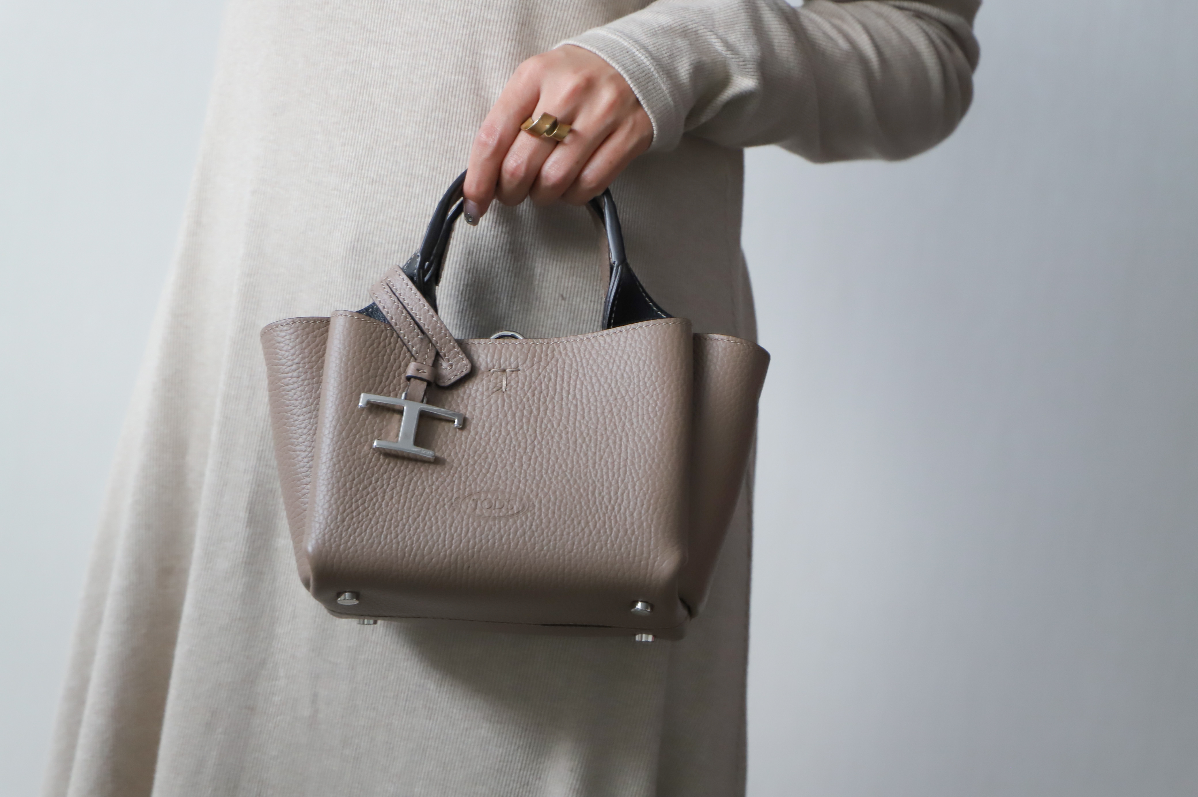 【1月に人気の“冬バッグ”】【決定版】大人の女性に支持される《TOD'S（トッズ）》レザーバッグ7モデル徹底ガイド